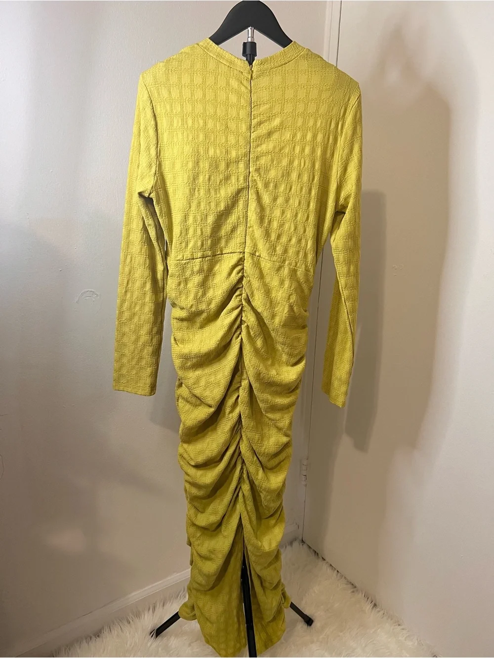 Chartreuse Ruched Bodycon Midi Dress | Long Sleeve Cutout Statement Dress - Picture 4 of 4